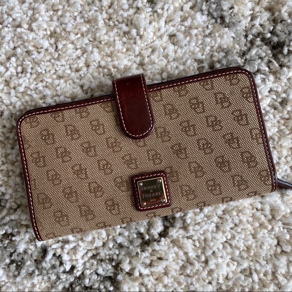Dooney & Bourke Wallet